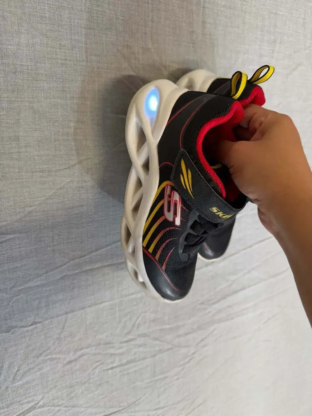 Skechers Boy's Flex-Glow Elite Vorlo Light-Up Sneakers Black/Red/Yellow